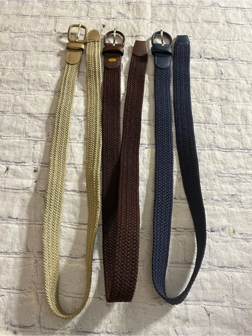LOT OF (3) VINTAGE MENS STRETCH BELTS NAVY/BROWN/TAN COVERED BUCKLES SIZE LARGE